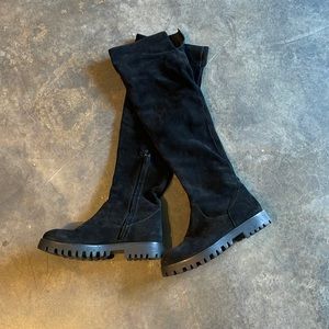 Blk suede over the knee warm weather boots